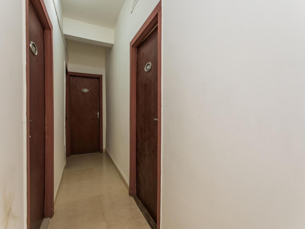 Oyo 14856 Resort Raghav Palace インドール エクステリア 写真